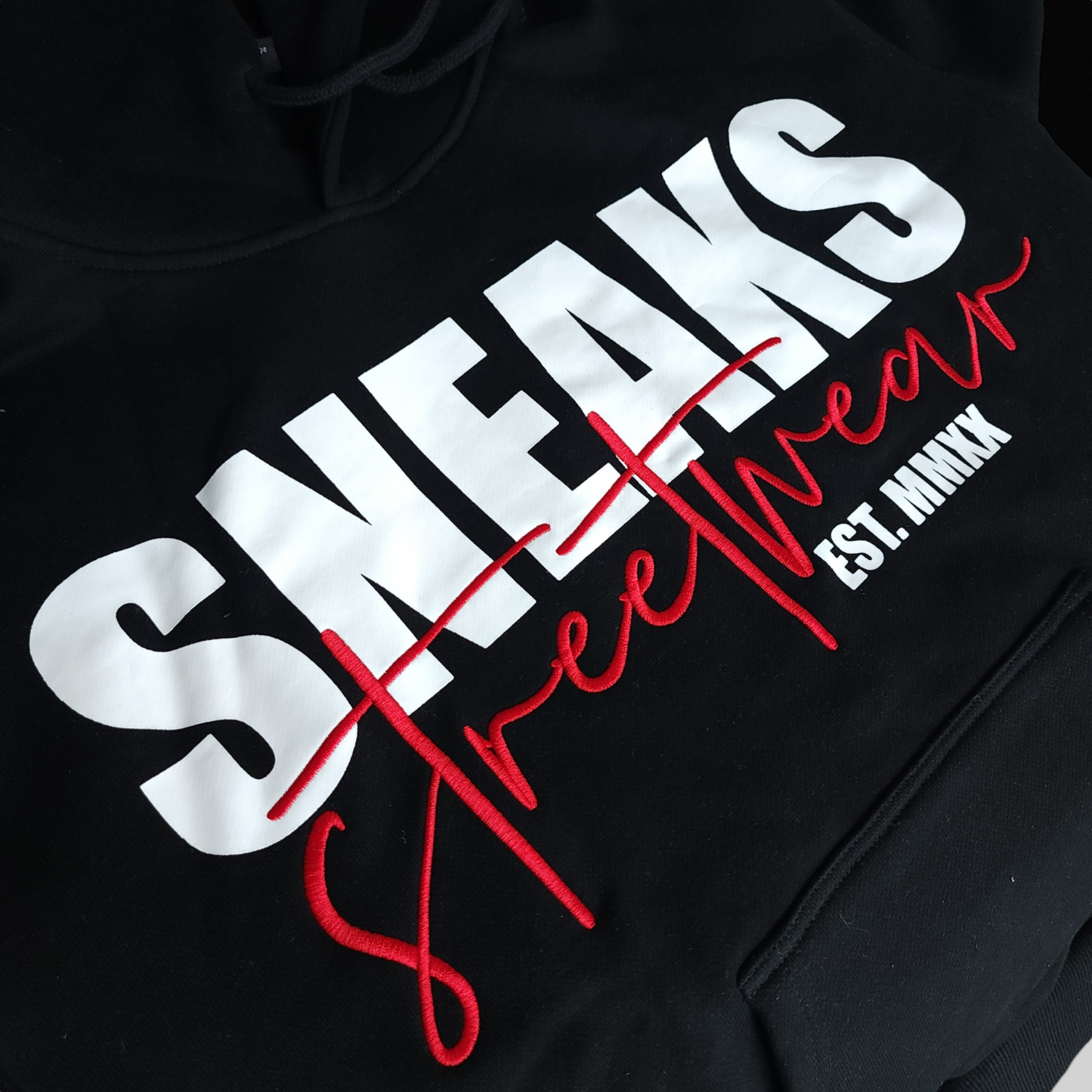 Sneaks Streetwear Big Bull Logo Oversized Black Hoodie